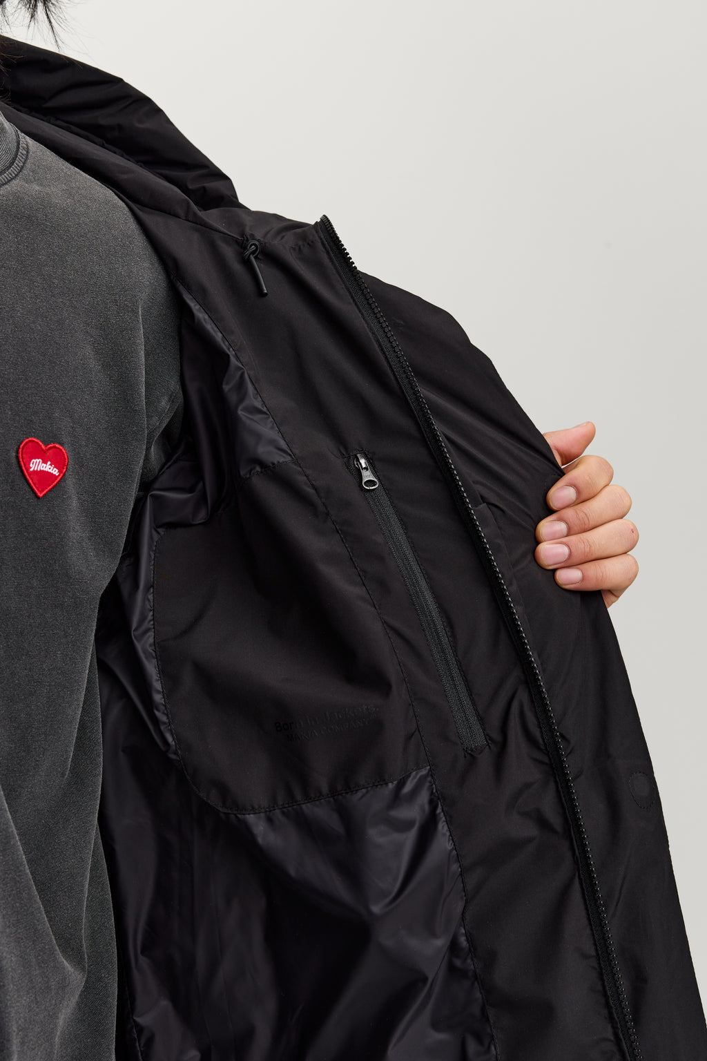 Aamos Jacket