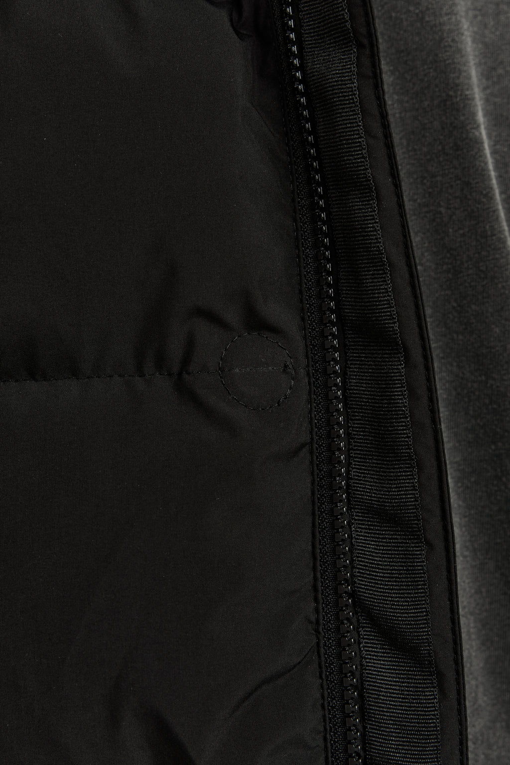 Aamos Jacket