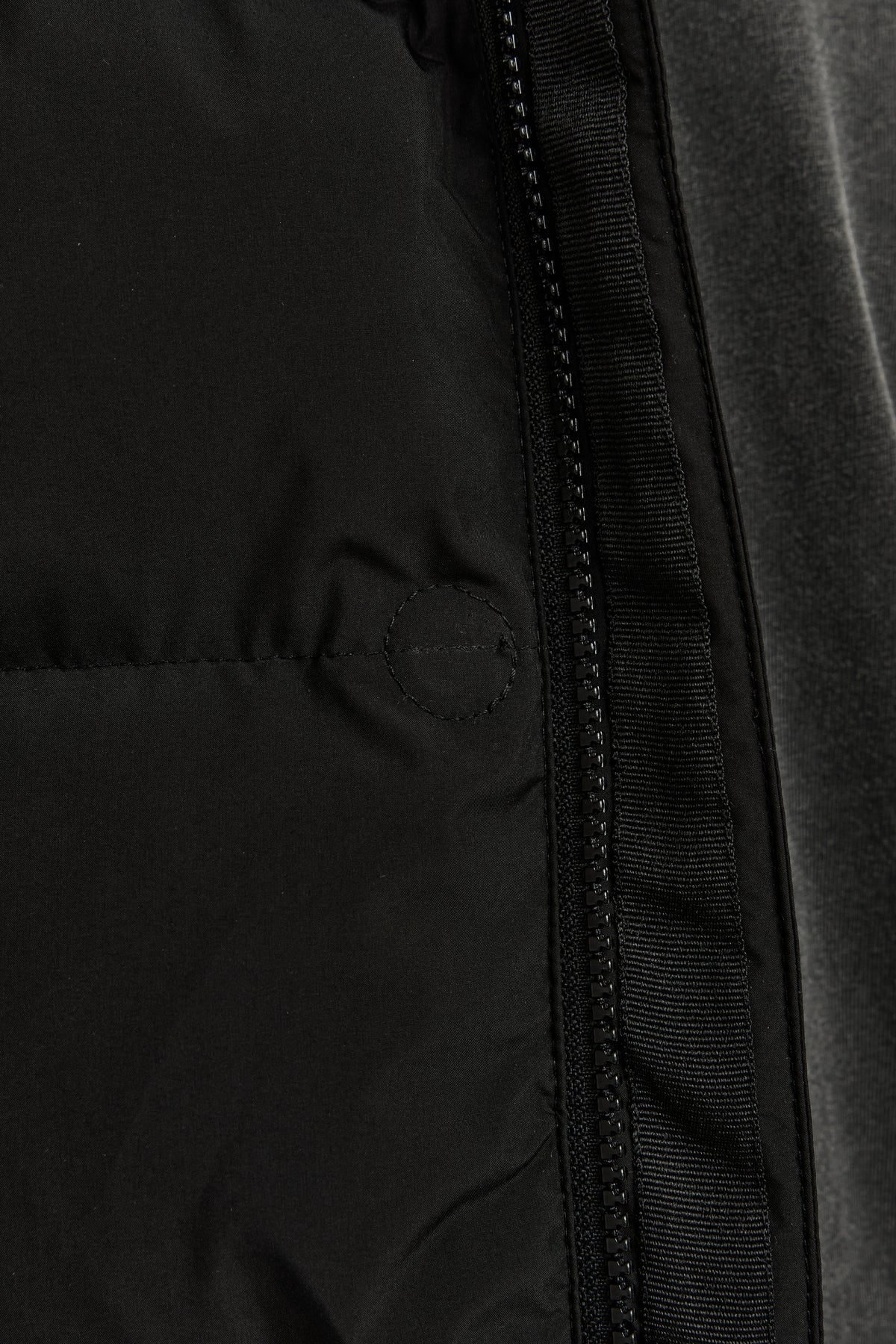 Aamos Jacket