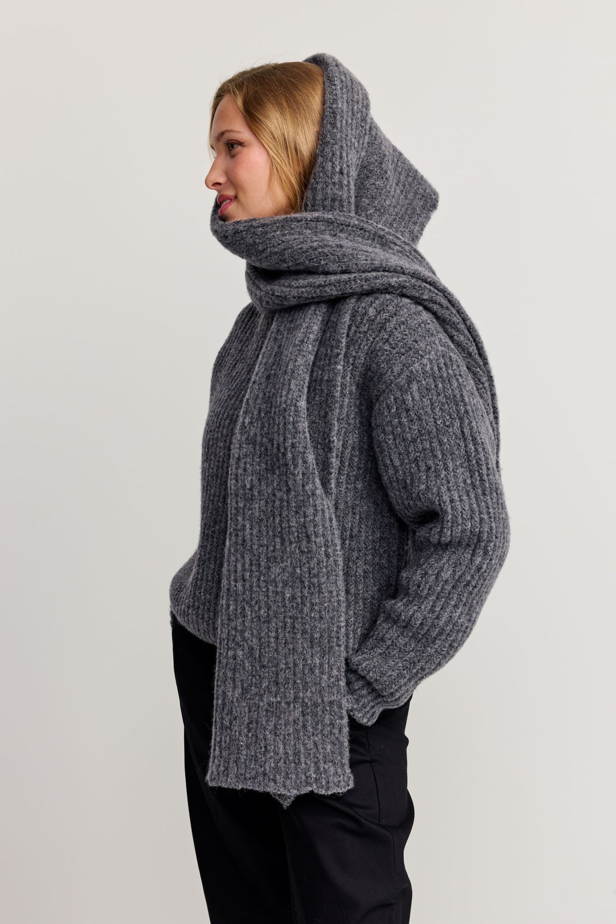 Linnea Scarf